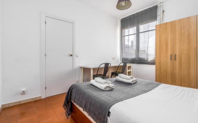 FridaysFlats, Arc de Triomf - Solar & Spacious
