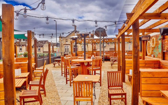 Coachman Hotel