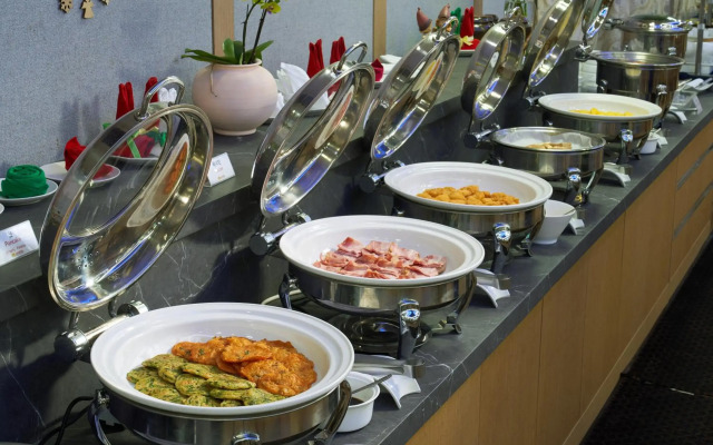 Gyeongju GG Tourist Hotel