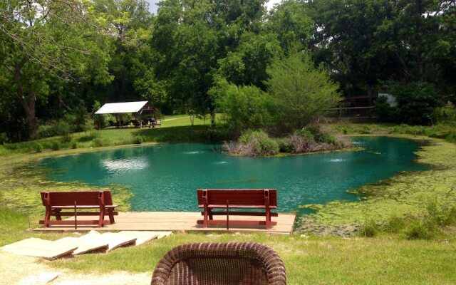 Geronimo Creek Retreat Getaway Cabin #1 1 Bedroom 1 Bathroom Cabin