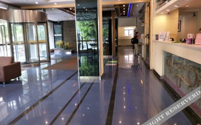 Motel168 Zhongshan XinZhong Road Inn