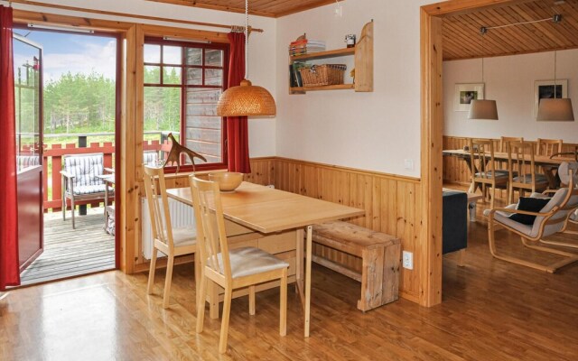 Stunning Home in Särna With 4 Bedrooms and Wifi