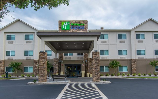 Holiday Inn Express Naples South I-75 by IHG