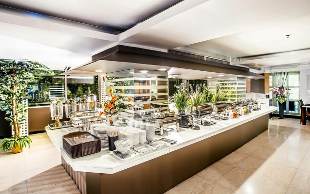 Hope Land Hotel Sukhumvit 24