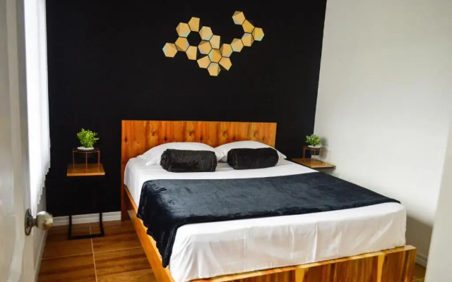 Three House Hostel Boutique