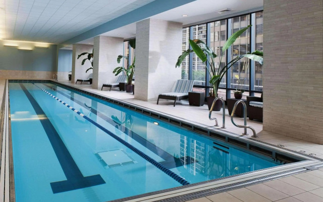 Radisson Blu Aqua Hotel Chicago