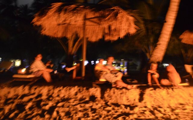 Peace & Love Beach Club