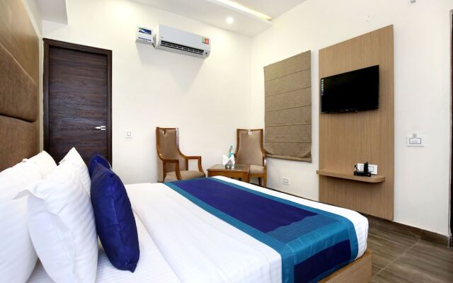 OYO 9986 Hotel Hashtag