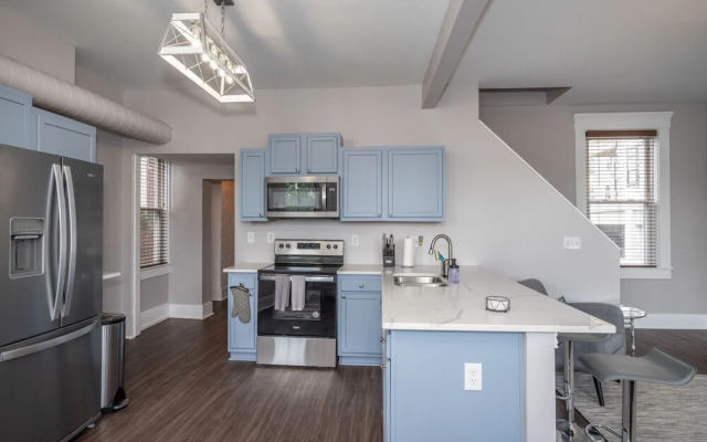 Heart of Mainstrasse Apt 4