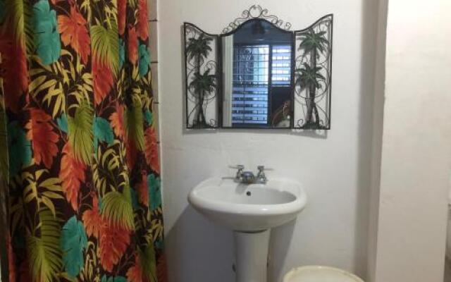 Vieques Hostel Good Vibe House