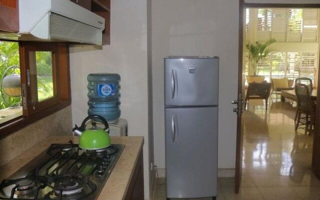 Exotic Beach Villa Alamanda