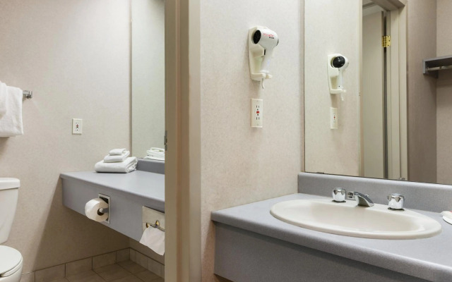 SureStay by Best Western Brockville