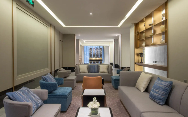 Orange Hotel (Shanghai North Bund Tilanqiao Metro Station)