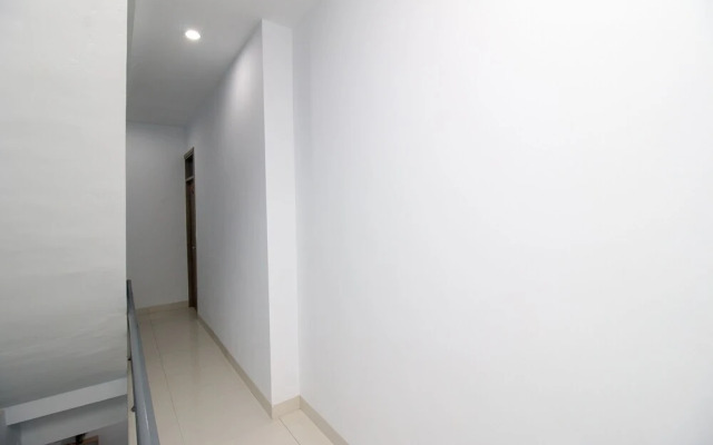 Airy Syariah Cengkarang Taman Palem Mutiara C9 Jakarta