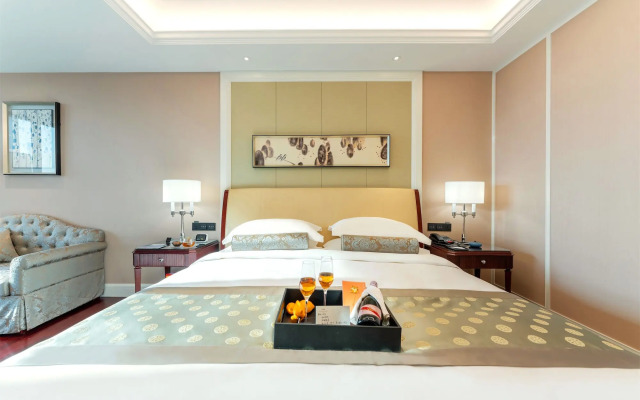 Yun-Zen Jinling World Trade Plaza Hotel