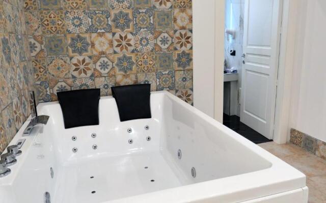 GianLuis Luxury Suites