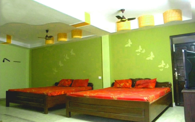 Goroomgo Prateek Residency Digha