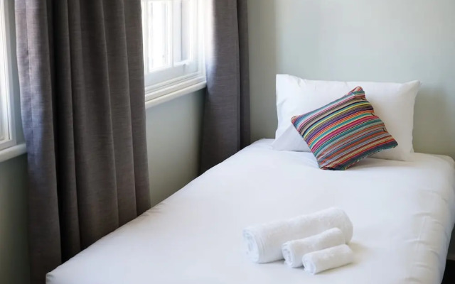 Rosehill Hotel