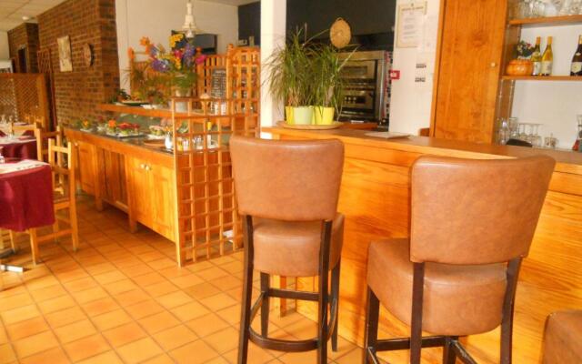 Hotel Le Pressoir - Auxerre Appoigny