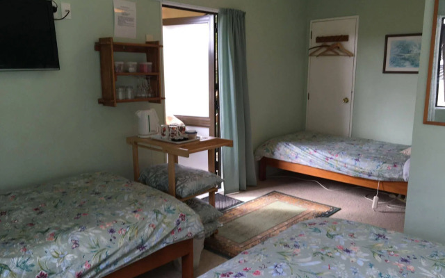 Waitomo Caves Guest Lodge