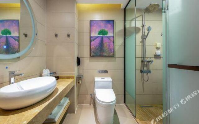 Lavande Hotel (Guangzhou Hanxi Chimelong Station Wanda Plaza)