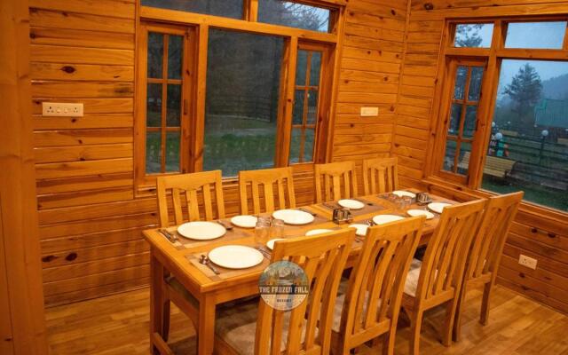 The FrozenFall Resort - Gulmarg