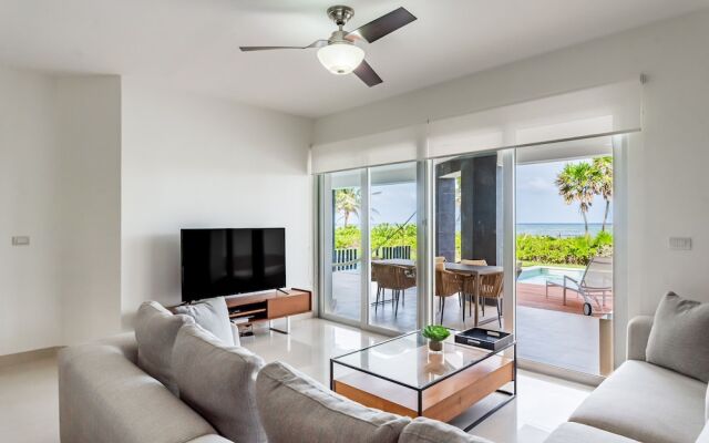 Z Casa Marea 2 Bedroom Condo by Redawning