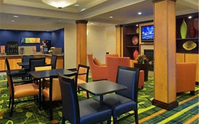 Fairfield Inn & Suites by Marriott - Emporia