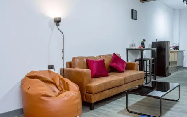 Oasis Suites - Pattaya - Huge Modern Apartments