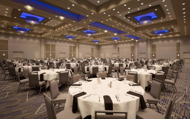 Embassy Suites by Hilton Kansas City Olathe