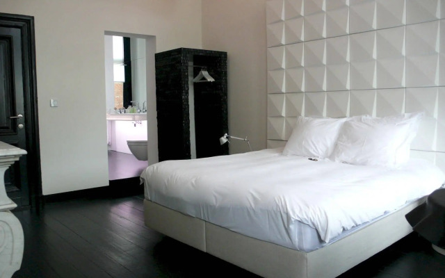 B&B Suites Feek