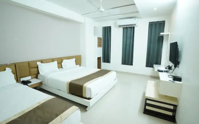 Hotel Grand Maratha