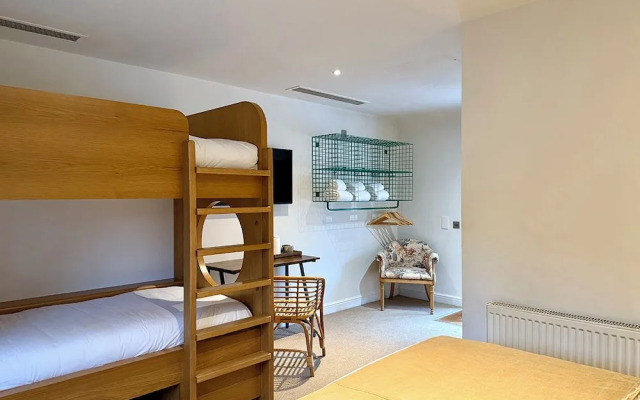 Ridings at Theobalds Park