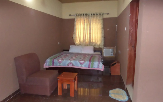 Tajmahal Hotels Annex