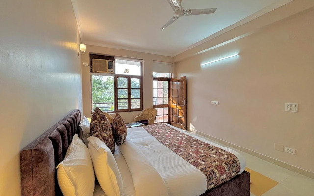 Luxury 4 Bedroom's Independent villa