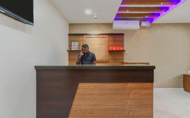 Oyo 24264 Monisha Residency