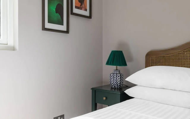 Maida Avenue II by Onefinestay