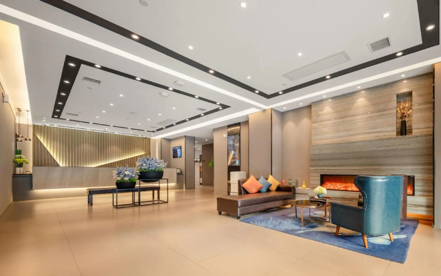 Nanshan Business Hotel (Huangzipo Metro Station, Xi'an Aerospace City) – Lobby – Xi'an