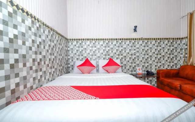Hotel Taman Sari by OYO Rooms