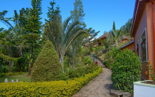 Andasibe Cyperus Hotel