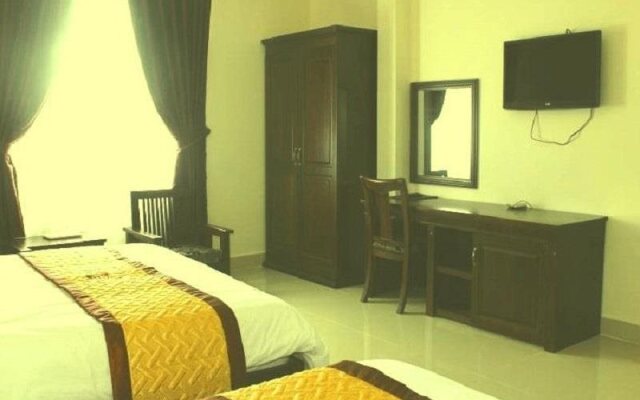 Thai Ninh Hotel