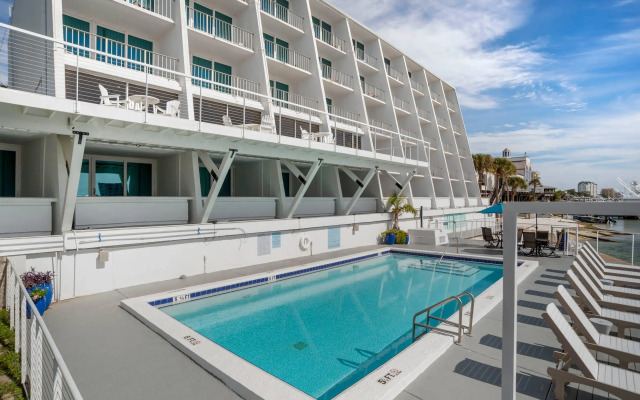 Inn on Destin Harbor, an Ascend Collection Hotel