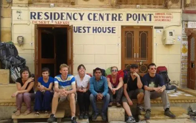 Residency Centre Point