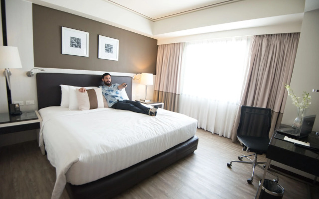 Seda Centrio - Newly Renovated