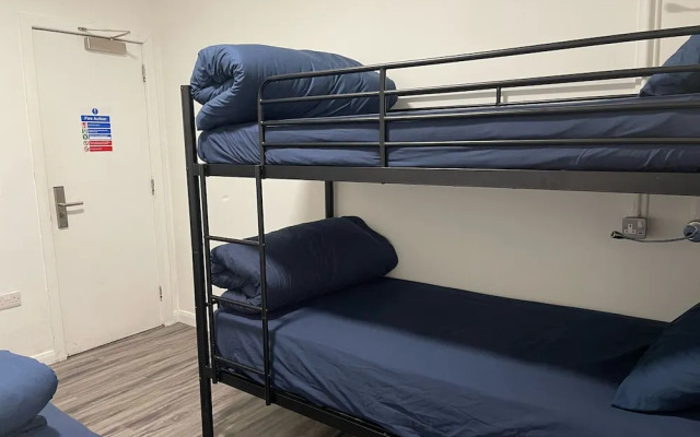 Rahman Hostel - Manchester