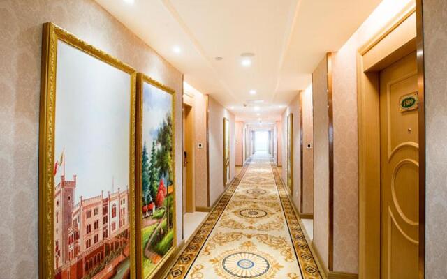 Vienna Hotel Huizhou Dahuxi