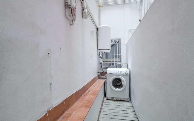 Lovely 1bed Apt W/balcony in Eixample