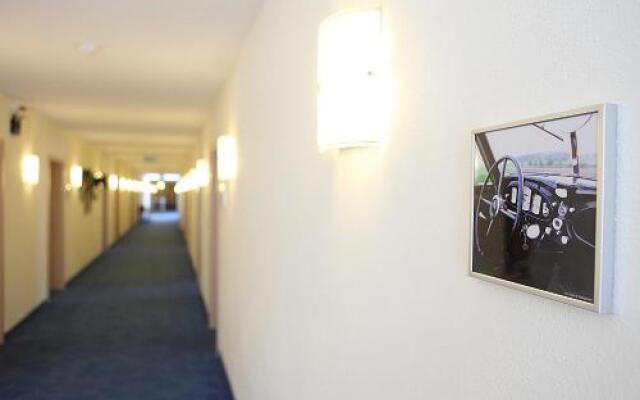 Hotel Garni Max Zwo