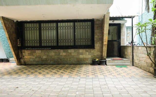 Seasons Service Apartments Hotel Pune