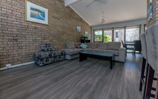 Bay Parklands, Townhouse 9, 2 Gowrie Avenue